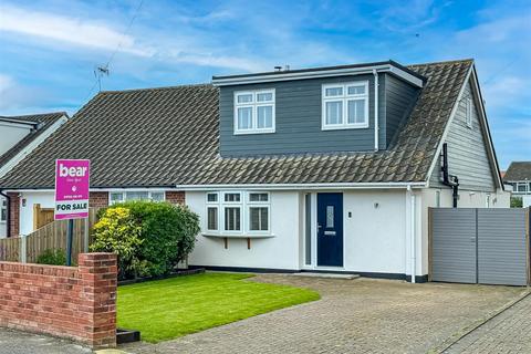 23 Abbey Road, Hullbridge, Hockley, SS5 6DG