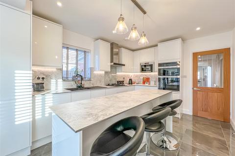 23 Abbey Road, Hullbridge, Hockley, SS5 6DG