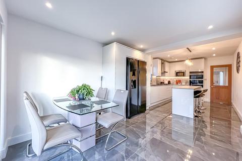 23 Abbey Road, Hullbridge, Hockley, SS5 6DG