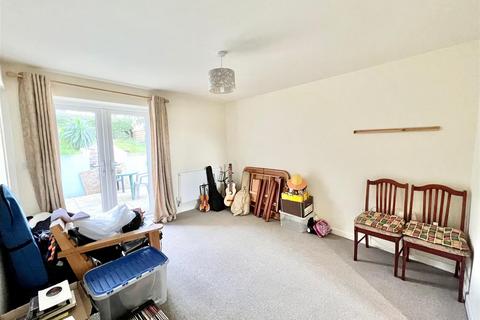 4 bedroom semi-detached house for sale, Meadowside, Plymouth PL9