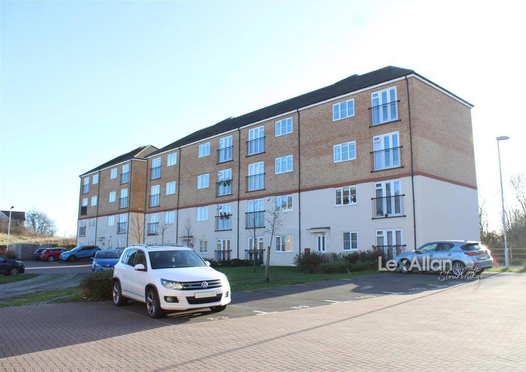 Field Sidings Way, Kingswinford 2 bed apartment for sale £155,000