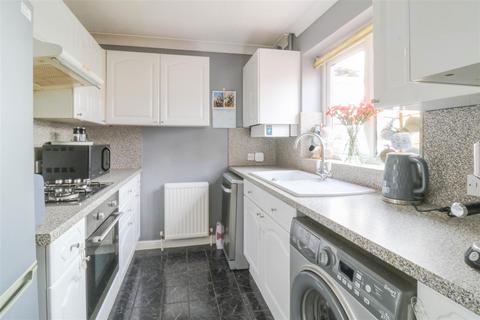 2 bedroom terraced house for sale, Fairlawns, Newmarket CB8