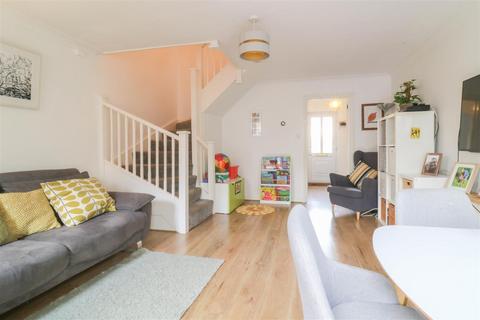 2 bedroom terraced house for sale, Fairlawns, Newmarket CB8