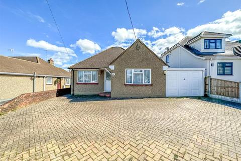 2 bedroom detached bungalow for sale, Great Eastern Road, Hockley SS5