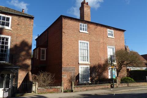 27 Easthorpe, Southwell, NG25 0HY