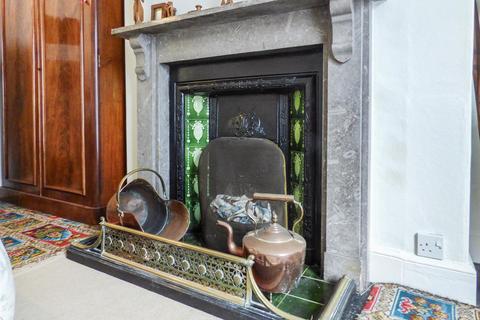 27 Easthorpe, Southwell, NG25 0HY