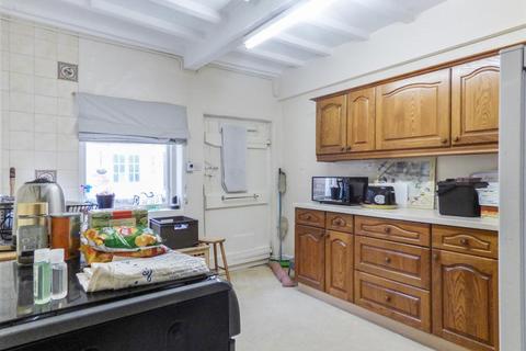 27 Easthorpe, Southwell, NG25 0HY