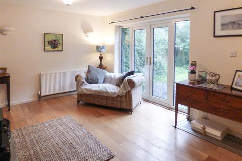 141 Easthorpe, Southwell, NG25 0HZ