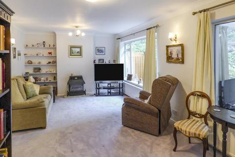 9 Farthingate Close, Southwell, NG25 0HU
