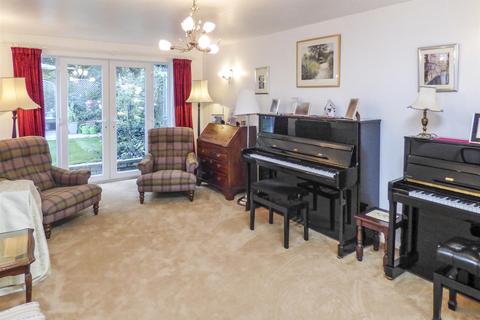 9 Farthingate Close, Southwell, NG25 0HU