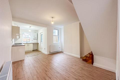 2 bedroom terraced house for sale, Southend Road, Hockley SS5