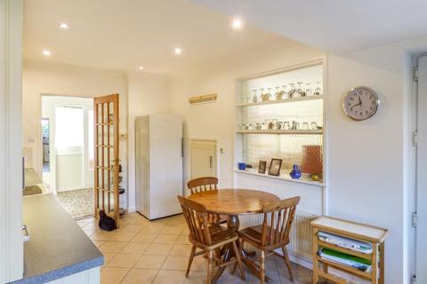 6 Farthingate, Southwell, NG25 0HT