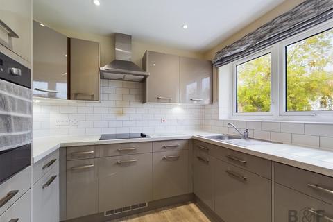 1 bedroom ground floor flat for sale, New Pooles Lodge, Bristol BS16