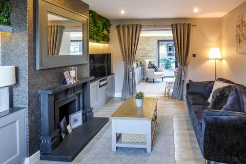 11 Alexander Road, Farnsfield, Newark, NG22 8LH