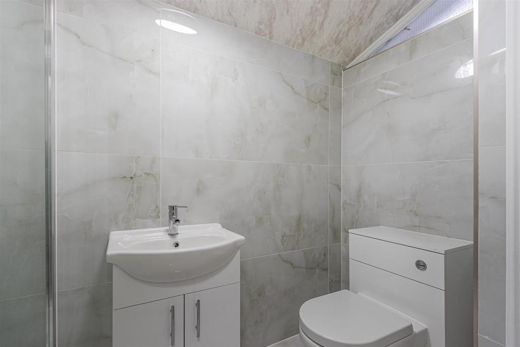 Cottrell Road Mews House 132-4.jpg