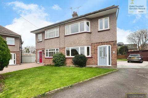 4 bedroom semi-detached house for sale, Langdale Gardens, Chelmsford