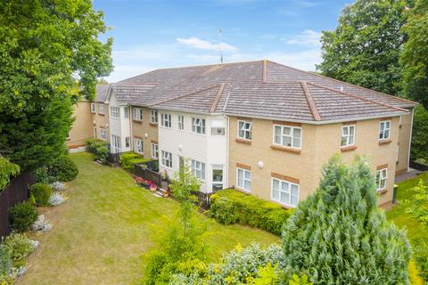 2 bedroom retirement property for sale, Oak Lodge, Southend Road, Hockley SS5