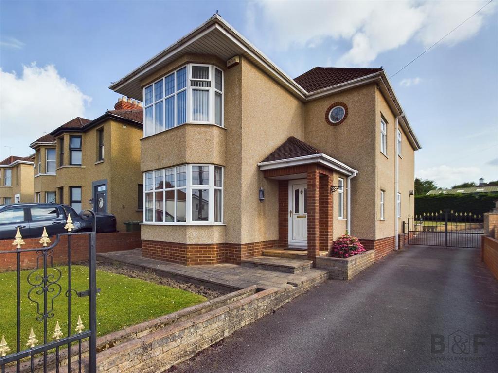 Pool Road, Bristol BS15 4 bed detached house for sale £550,000