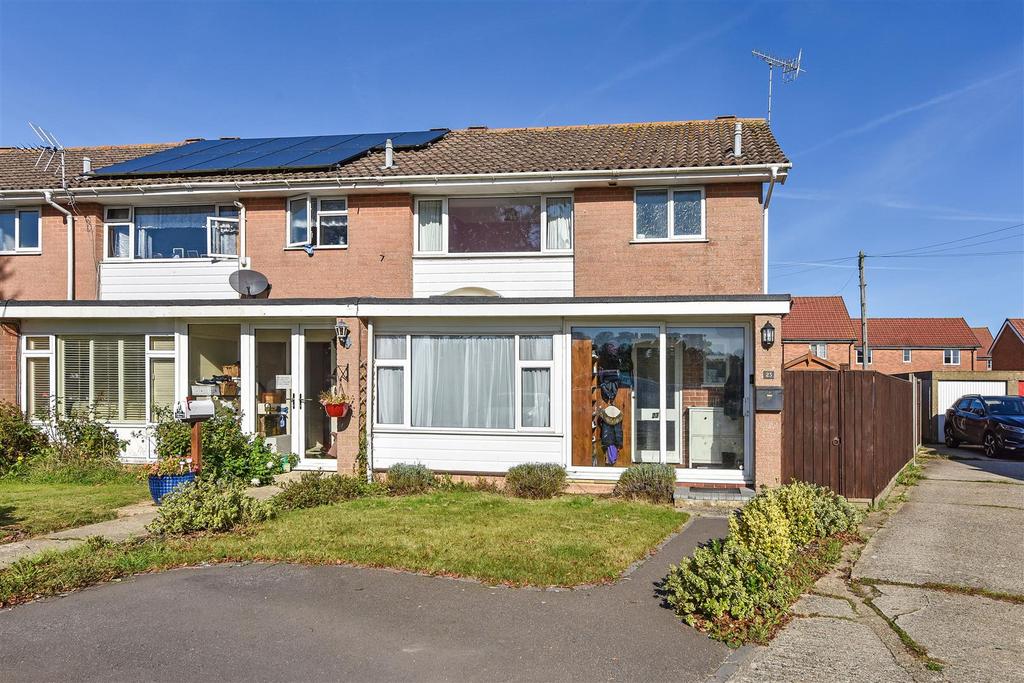 Fordwater Gardens, Yapton 3 bed end of terrace house £1,400 pcm (£323 pw)