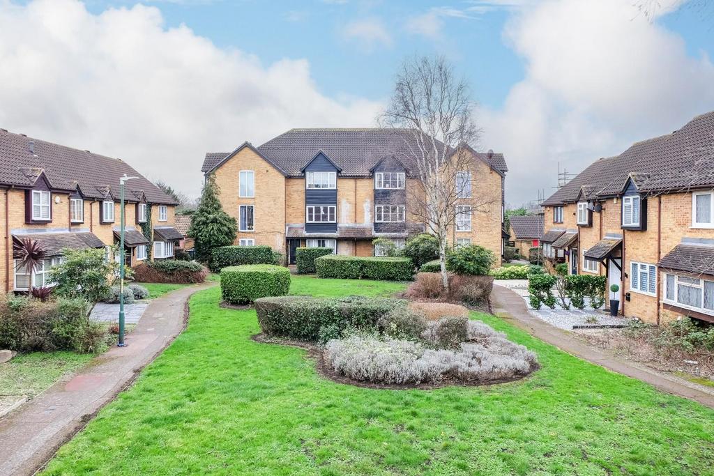 Knights Manor Way, Dartford Studio for sale £150,000