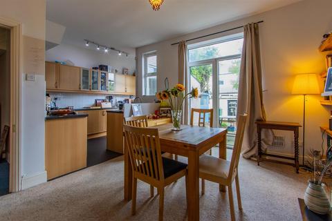 65 Waterloo Gardens, Cardiff, CF23 5AB