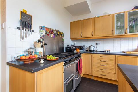 65 Waterloo Gardens, Cardiff, CF23 5AB