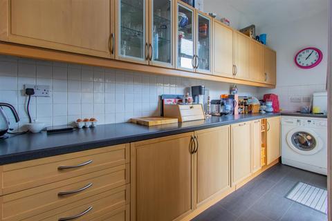 65 Waterloo Gardens, Cardiff, CF23 5AB