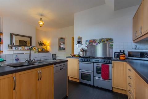65 Waterloo Gardens, Cardiff, CF23 5AB