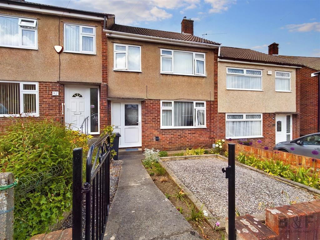 Willis Road, Bristol BS15 3 bed terraced house for sale £285,000