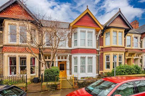 7 Kelvin Road, Cardiff, CF23 5ET