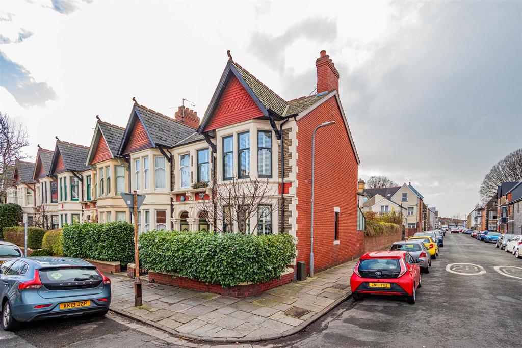 Roath Court Road 32-22.jpg