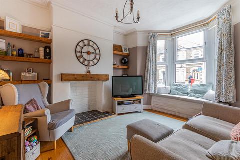 18 Beresford Road, Cardiff, CF24 1RA