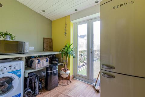 18 Beresford Road, Cardiff, CF24 1RA