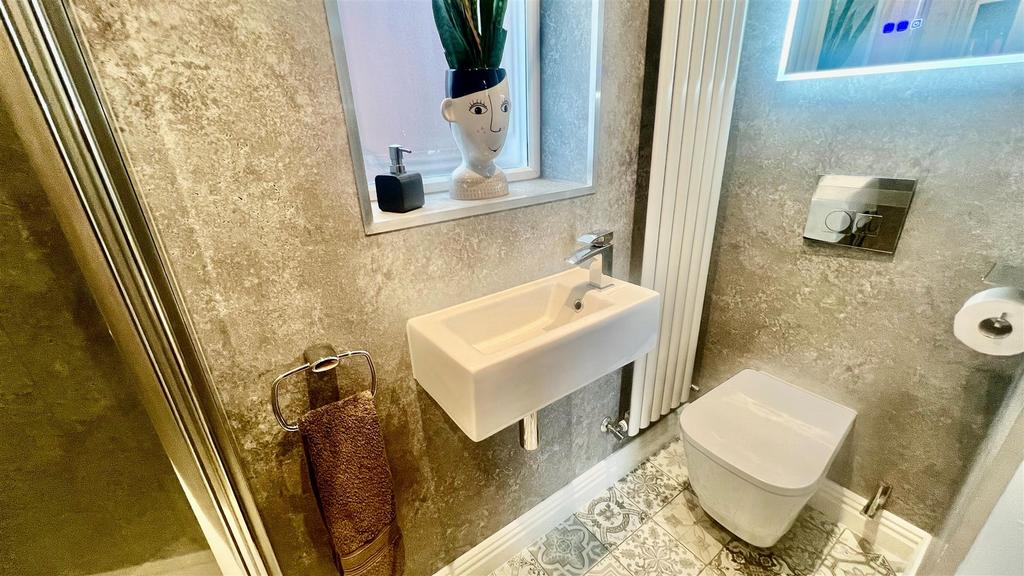 Shower.jpg