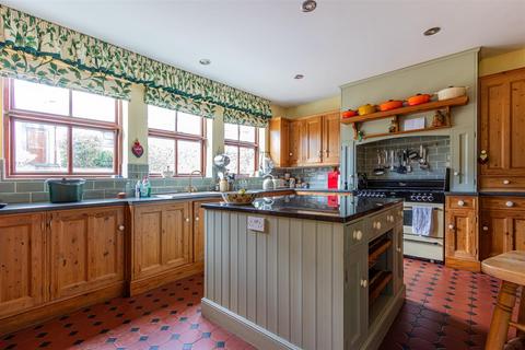 6 bedroom house for sale - Ninian Road, Cardiff CF23