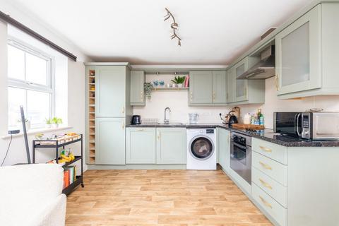 18 Barter Close, Kingswood, Bristol, BS15 8JN