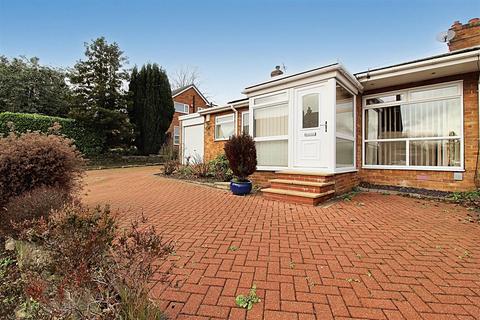3 bedroom semi-detached bungalow for sale, Dartmouth Avenue, Almondbury, Huddersfield, HD5 8UR