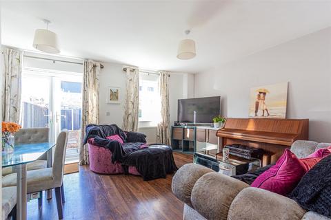 3 bedroom house for sale, Wyncliffe Gardens, Cardiff CF23