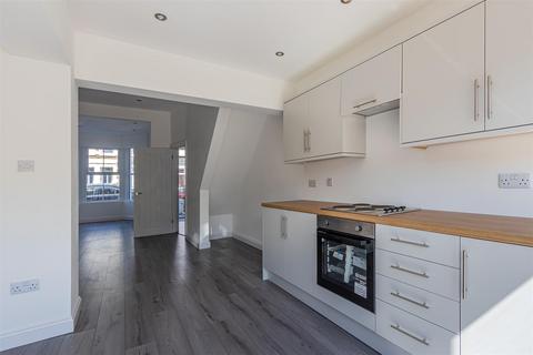 144 Arran Street, Roath, Cardiff, CF24 3HU