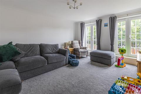 43 Doe Close, Penylan, Cardiff, CF23 9HJ