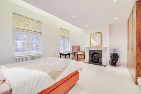 4 bedroom house to rent, Finstock Road, North Kensington, W10