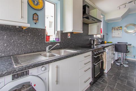 7 Beatty Avenue, Cardiff, CF23 5QR