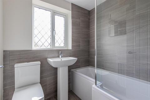 10 Boleyn Walk, Cardiff, CF23 5HR