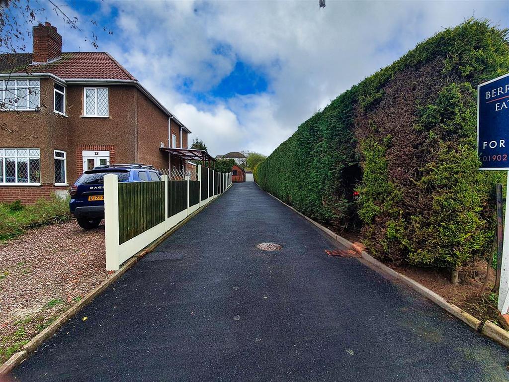 10 Planks Lane-4.jpg