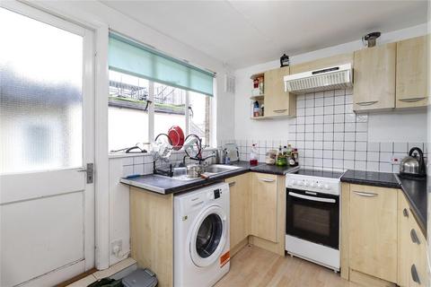undefined, Wandsworth Rd, London