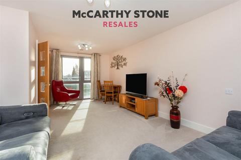 1 bedroom apartment for sale, Kings Place, Fleet Road, Fleet, GU51 3FS