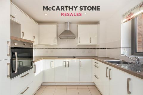 1 bedroom apartment for sale, Kings Place, Fleet Road, Fleet, GU51 3FS