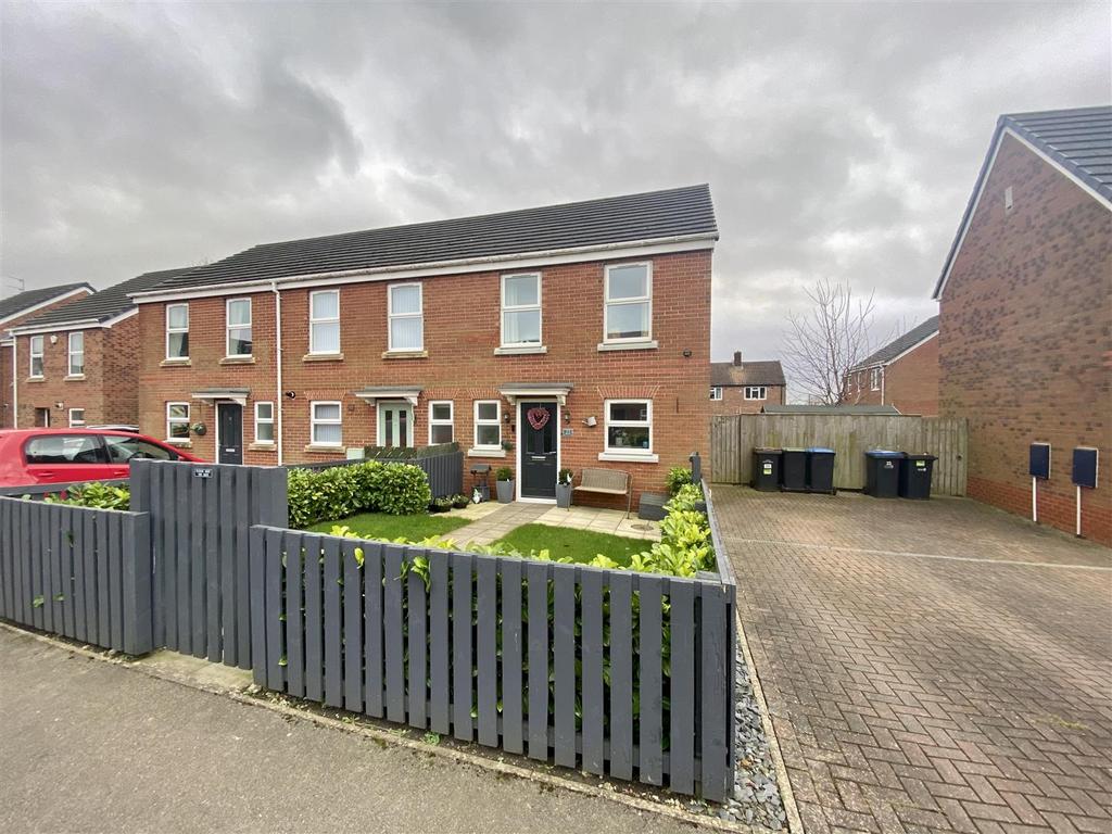 Mccormick Close, Bowburn, Durham 2 bed end of terrace house for sale