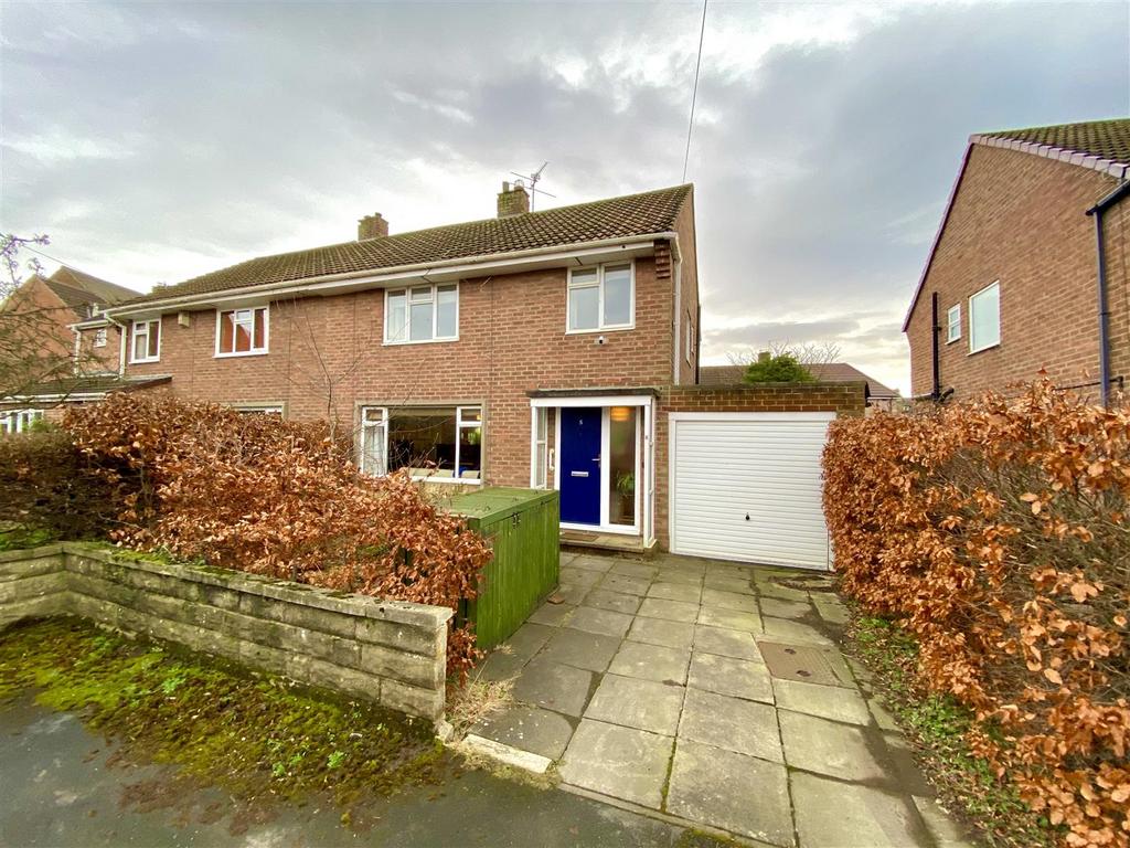 Priors Close, Crossgate Moor, Durham 3 bed semidetached house for sale