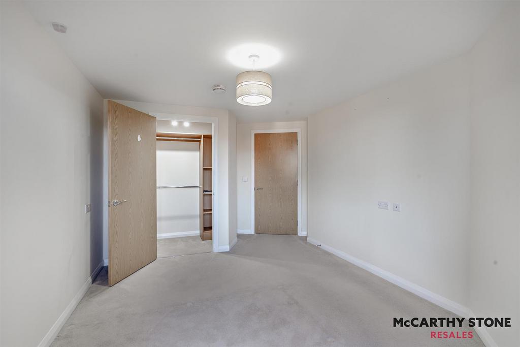 8581851-interior16-800.jpg